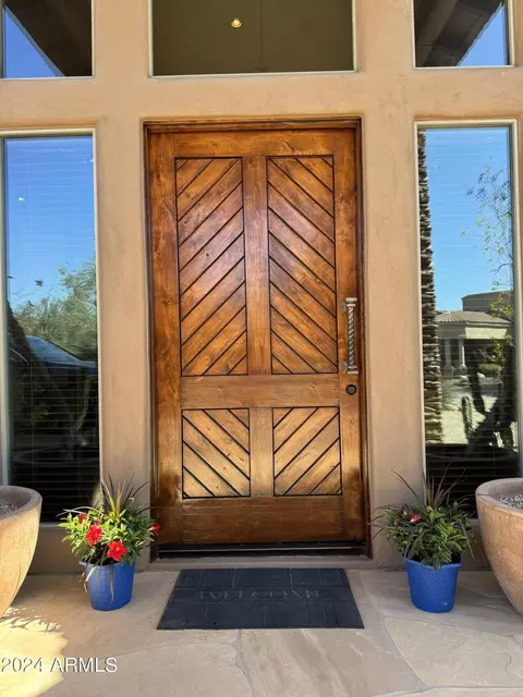 Entry Way - 8113 E Rochelle St, Mesa, AZ 85207 photo 2 of 6
