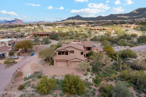 View/Area - 8113 E Rochelle St, Mesa, AZ 85207 photo 9 of 11