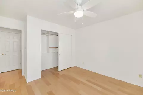 4147 E Becker Ln, Phoenix, AZ 85028 photo 16