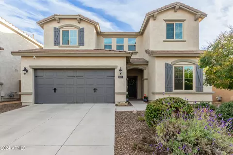 1821 W Desperado Way, Phoenix, AZ 85085