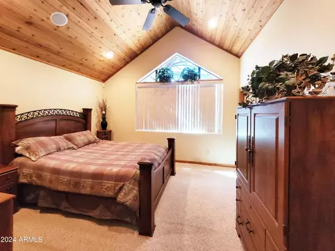 Bedroom - 6195 W Hidden Pines Loop, Pine, AZ 85544 photo 5 of 6