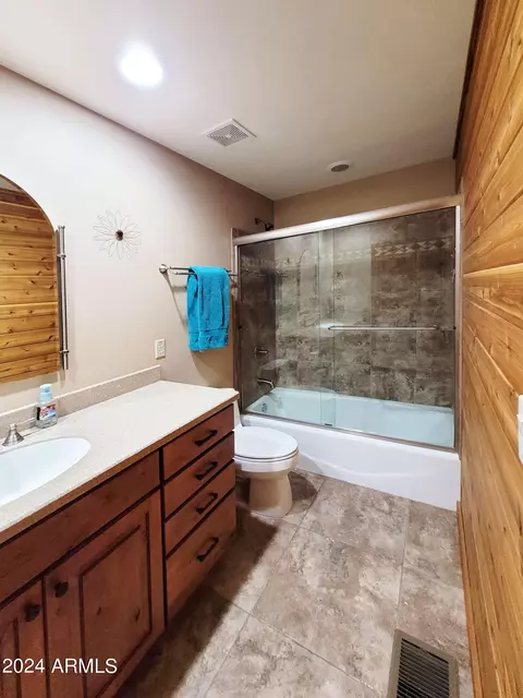 Bath - 6195 W Hidden Pines Loop, Pine, AZ 85544 photo 3 of 5