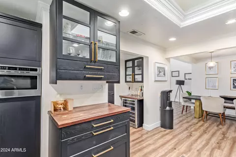 Kitchen - 1309 E Colter St, Phoenix, AZ 85014 photo 5 of 8
