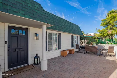 Exterior - 1309 E Colter St, Phoenix, AZ 85014 photo 6 of 13