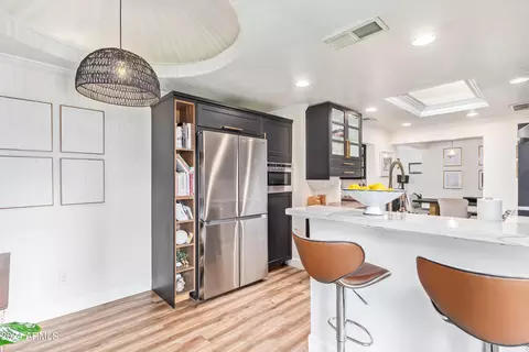 Kitchen - 1309 E Colter St, Phoenix, AZ 85014 photo 8 of 8