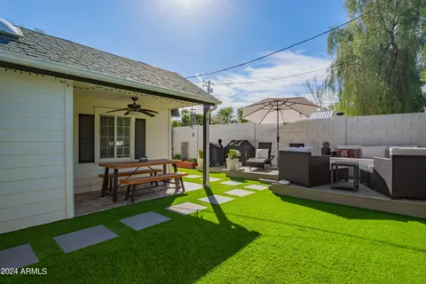Exterior - 1309 E Colter St, Phoenix, AZ 85014 photo 9 of 13
