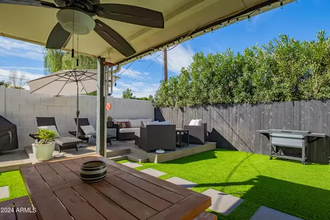 Exterior - 1309 E Colter St, Phoenix, AZ 85014 photo 8 of 13