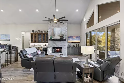 Living - 618 N Grapevine Dr, Payson, AZ 85541 photo 1 of 6