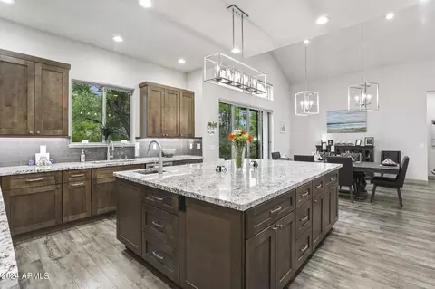 Kitchen - 618 N Grapevine Dr, Payson, AZ 85541 photo 5 of 7