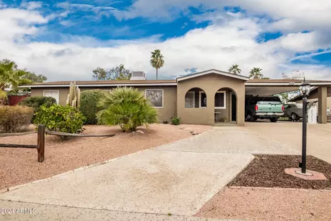 825 N 95th Pl, Mesa, AZ 85207