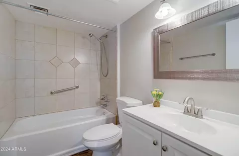 Bath - 7119 E Azalea Cir, Mesa, AZ 85208 photo 1 of 2