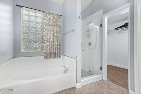 Bath - 7611 E Roland Cir, Mesa, AZ 85207 photo 2 of 6