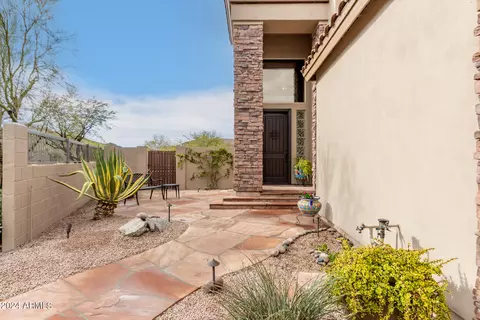 Exterior - 7611 E Roland Cir, Mesa, AZ 85207 photo 4 of 14