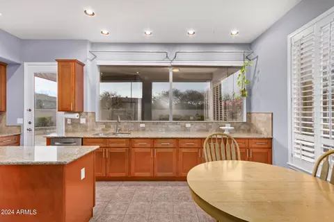 Kitchen - 7611 E Roland Cir, Mesa, AZ 85207 photo 2 of 5