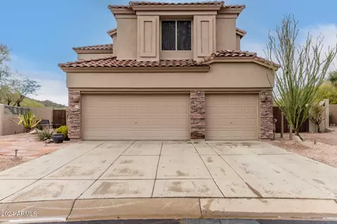 7611 E Roland Cir, Mesa, AZ 85207