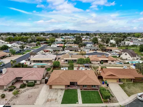 View/Area - 1914 E Juniper Cir, Mesa, AZ 85203 photo 1 of 4