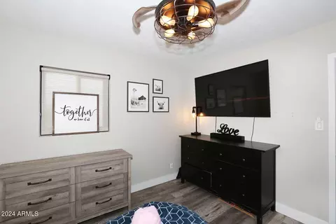 Bedroom - 2228 E Sells Dr, Phoenix, AZ 85016 photo 6 of 6