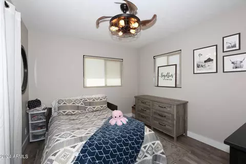 Bedroom - 2228 E Sells Dr, Phoenix, AZ 85016 photo 5 of 6