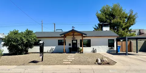 Exterior - 2228 E Sells Dr, Phoenix, AZ 85016 photo 2 of 20