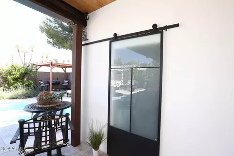 Exterior - 2228 E Sells Dr, Phoenix, AZ 85016 photo 6 of 20