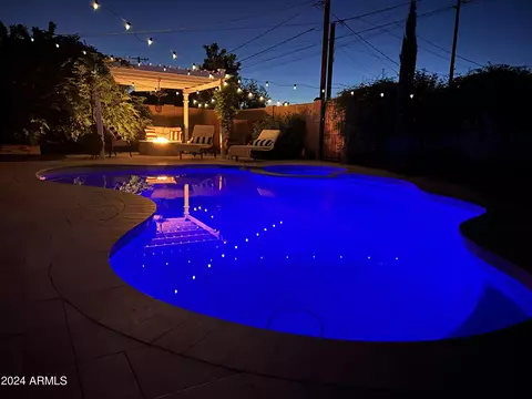 Exterior - 2228 E Sells Dr, Phoenix, AZ 85016 photo 16 of 20