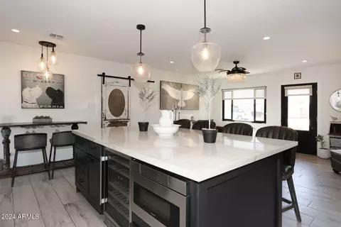 Kitchen - 2228 E Sells Dr, Phoenix, AZ 85016 photo 4 of 6