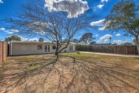 Exterior - 3026 E Diamond St, Phoenix, AZ 85008 photo 9 of 12