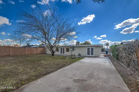 Exterior - 3026 E Diamond St, Phoenix, AZ 85008 photo 11 of 12