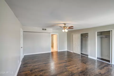 Living - 3026 E Diamond St, Phoenix, AZ 85008 photo 5 of 6