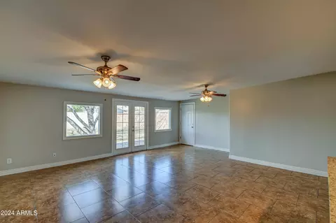 Living - 3026 E Diamond St, Phoenix, AZ 85008 photo 4 of 6