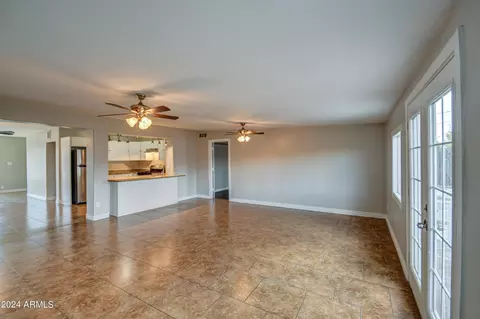 Living - 3026 E Diamond St, Phoenix, AZ 85008 photo 2 of 6