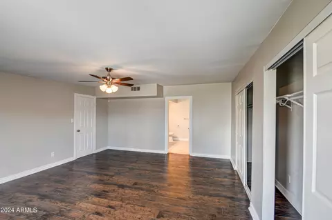 Living - 3026 E Diamond St, Phoenix, AZ 85008 photo 6 of 6