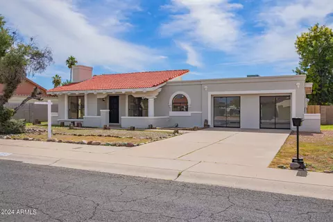 3917 W Juniper Ave, Phoenix, AZ 85053 photo 3