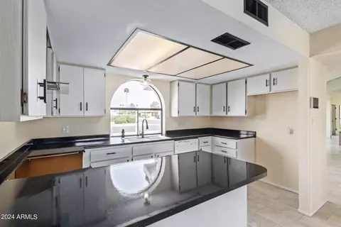 3917 W Juniper Ave, Phoenix, AZ 85053 photo 25