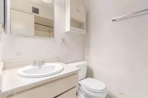 4126 W Medlock Dr, Phoenix, AZ 85019 photo 15