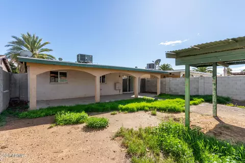 4126 W Medlock Dr, Phoenix, AZ 85019 photo 27