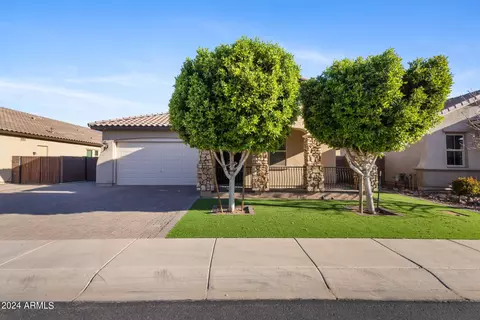 1084 W Spine Tree Ave, San Tan Valley, AZ 85140