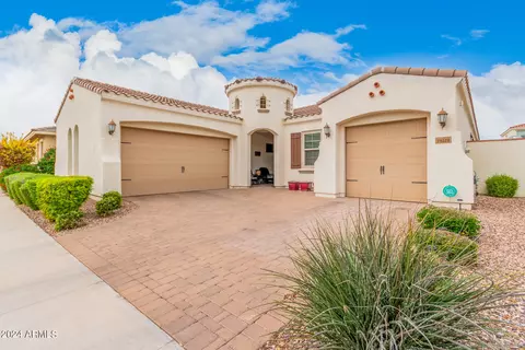 10528 E Hawk Ave, Mesa, AZ 85212