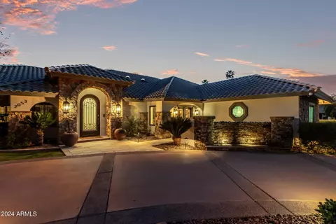 2053 N Maple St, Mesa, AZ 85215 photo 2