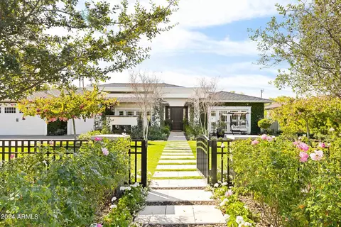 6117 Exeter Blvd, Scottsdale, AZ 85251