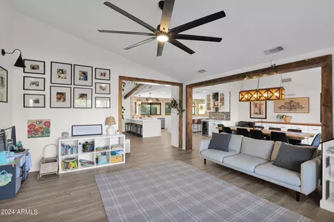 Living - 3849 E Flossmoor Ave, Mesa, AZ 85206 photo 6 of 6