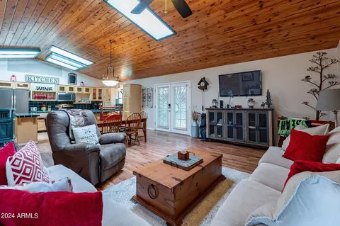 4335 N Holly Dr, Pine, AZ 85544 photo 9