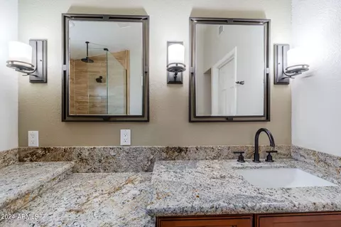 Bath - 1144 E Baylor Ln, Gilbert, AZ 85296 photo 5 of 5