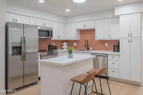 4502 E Carol Ave #5, Mesa, AZ 85206