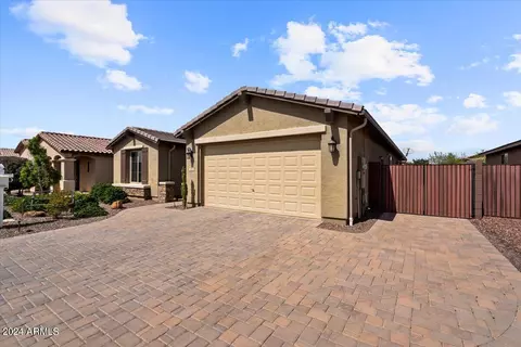 102 W Cucumber Tree Ave, Queen Creek, AZ 85140