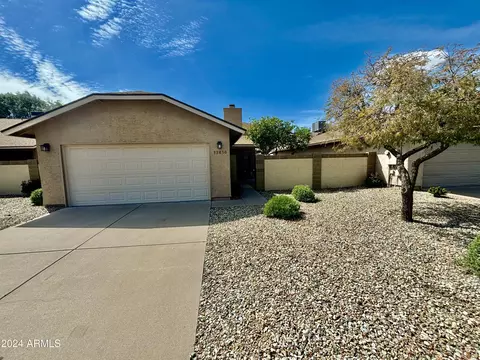 12818 S Wakial Loop, Phoenix, AZ 85044