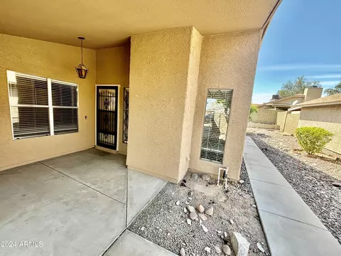12818 S Wakial Loop, Phoenix, AZ 85044 photo 3