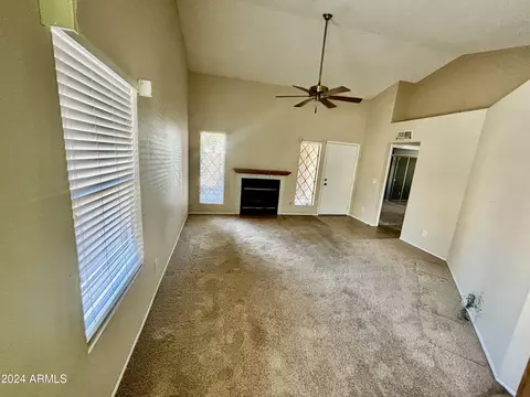 12818 S Wakial Loop, Phoenix, AZ 85044 photo 4