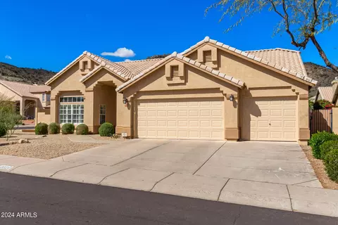 Exterior - 2020 E Taxidea Way, Phoenix, AZ 85048 photo 3 of 15