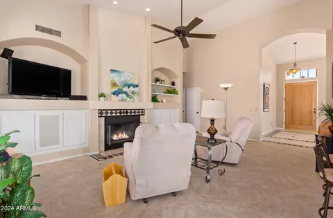 Living - 2020 E Taxidea Way, Phoenix, AZ 85048 photo 6 of 7